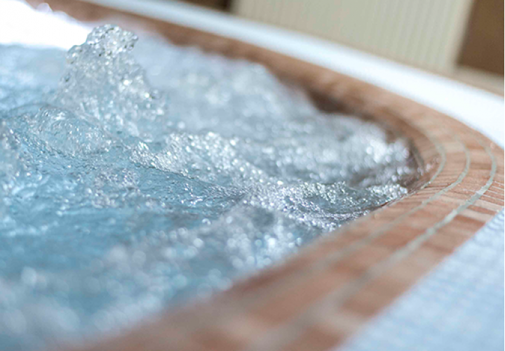 Piscină spa în "Palangos Zuvedra"