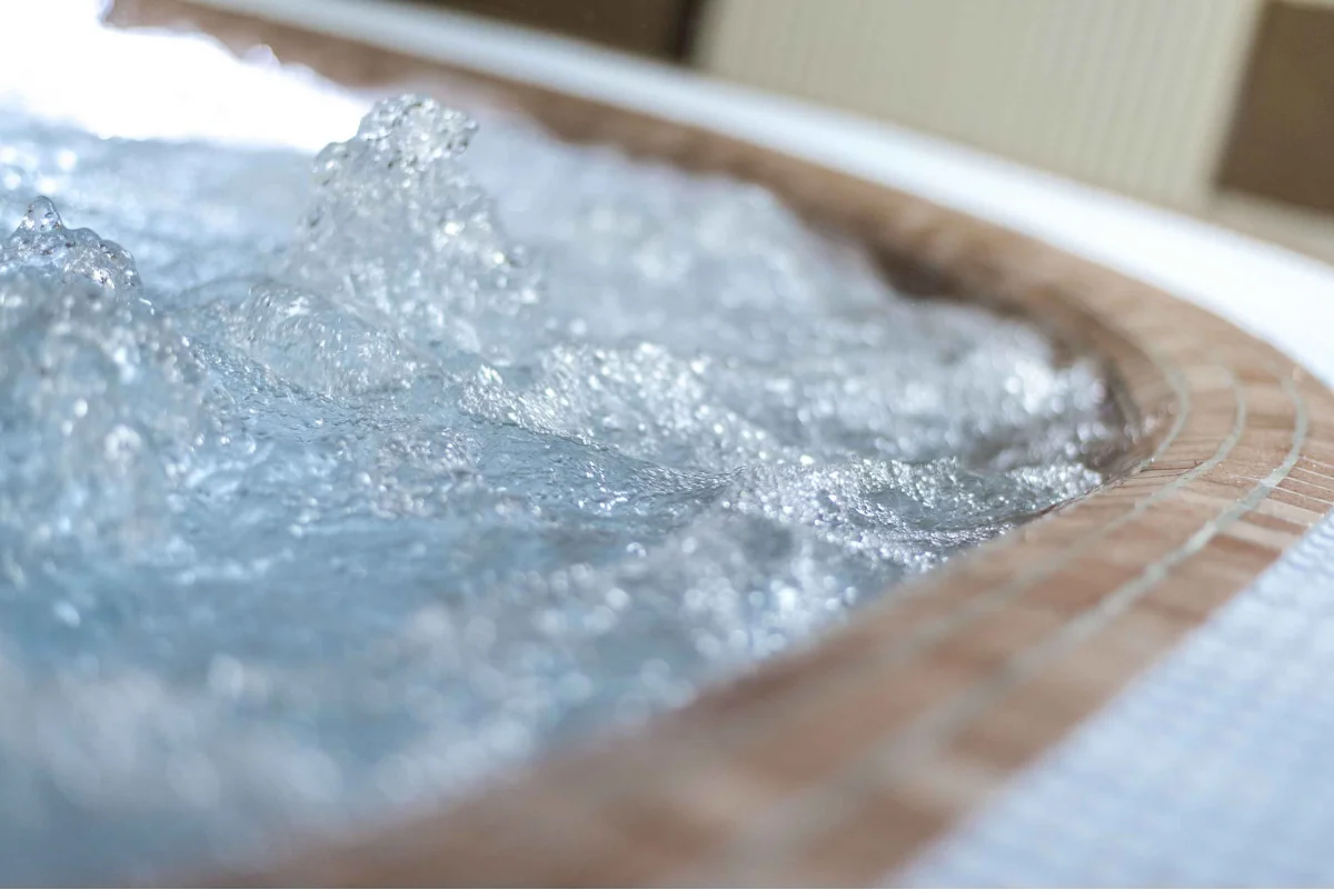 Instalarea piscinelor exterioare și interioare în toată Uniunea Europeană