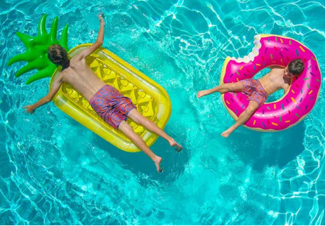 Menținerea curată a apei piscinei pentru copii: sănătate și siguranță fără clor