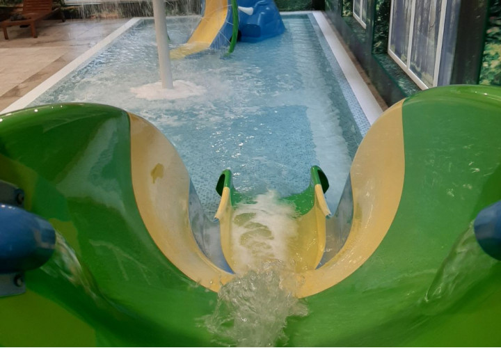 Piscine și saune din cartierul „Po ąžuolais”