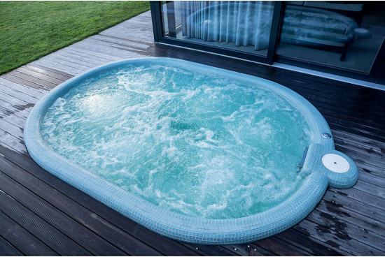 Bazin de hidromasaj, Svajonių krantas, Slengiai - Piscine