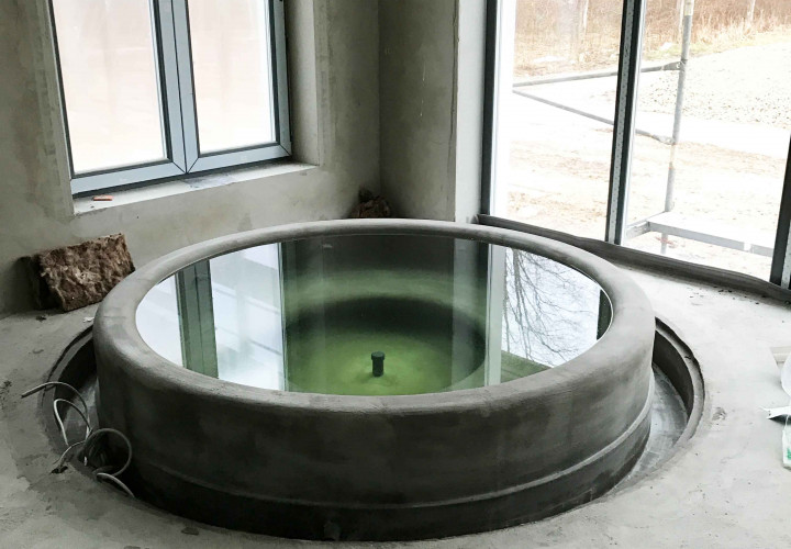 Piscină interioară cu hidromasaj