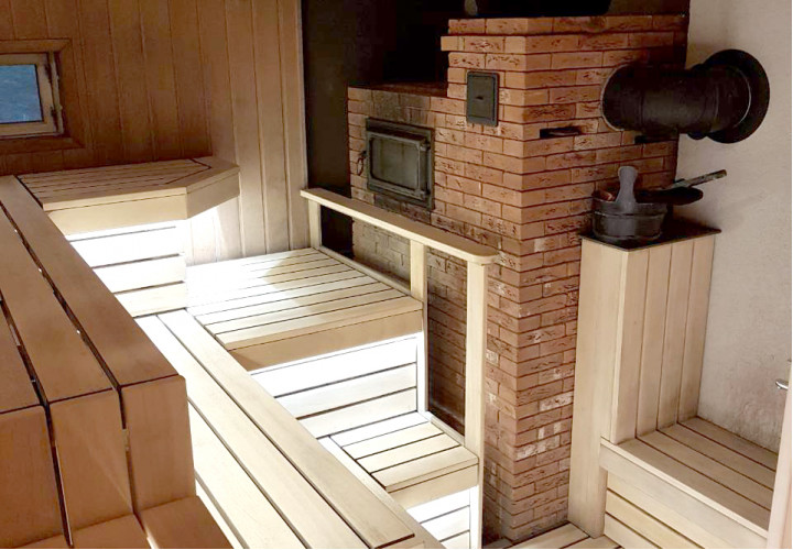 Renovarea camerei de aburi în "Vyšnių dvaras"