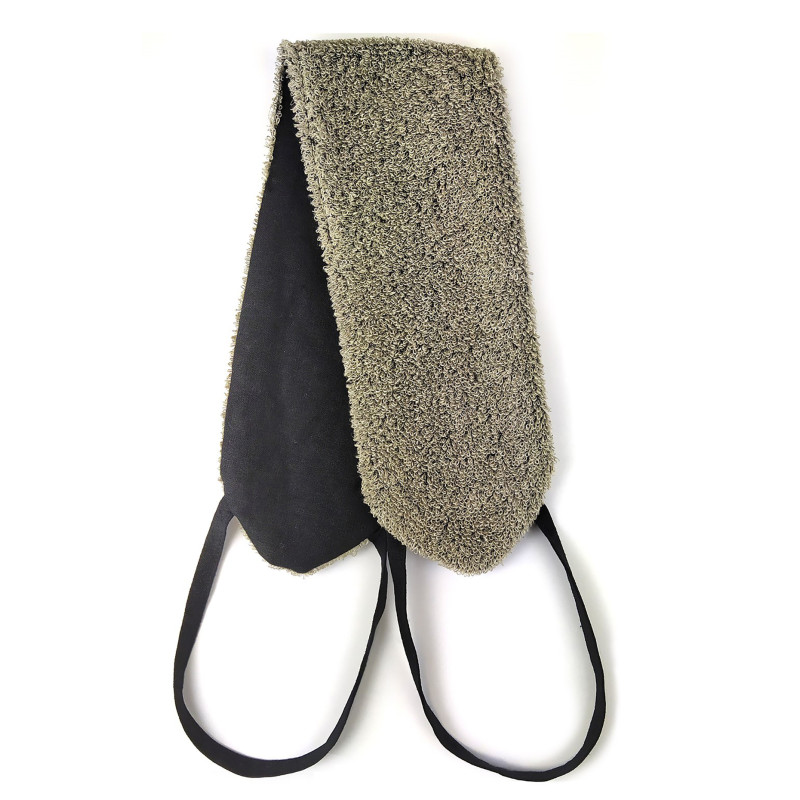 Curator spate cu manere negre