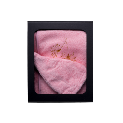 Set cadou într-o cutie cadou pentru EA. Căciulă și șorț de saună pentru femei - ROZ 