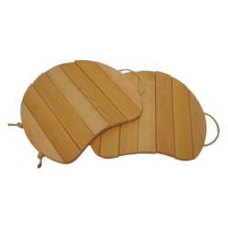 Scaun din lemn, suspendat 