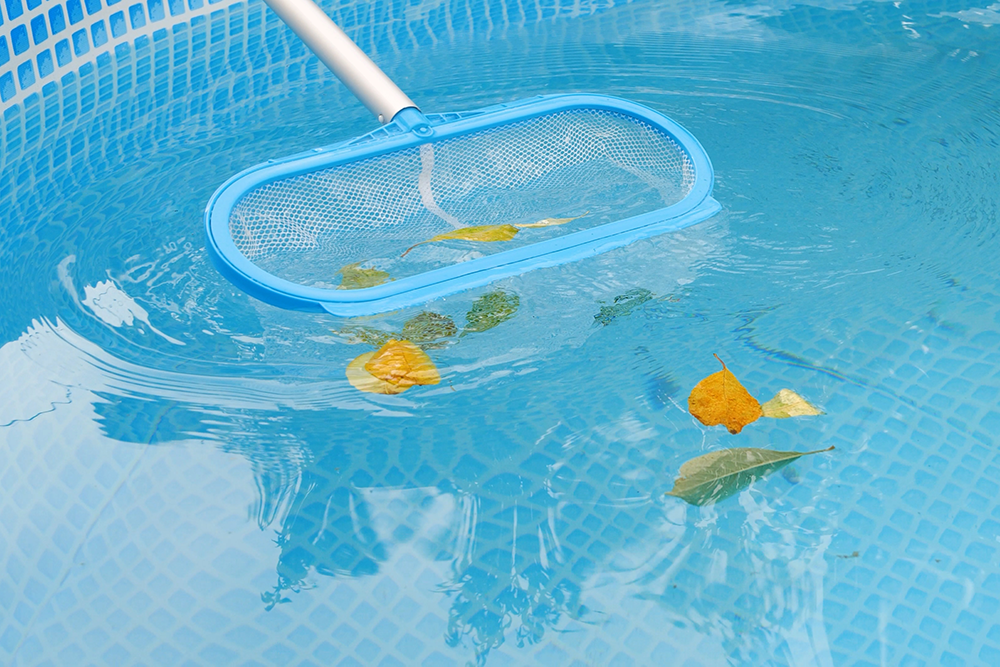 apă tulbure din piscină