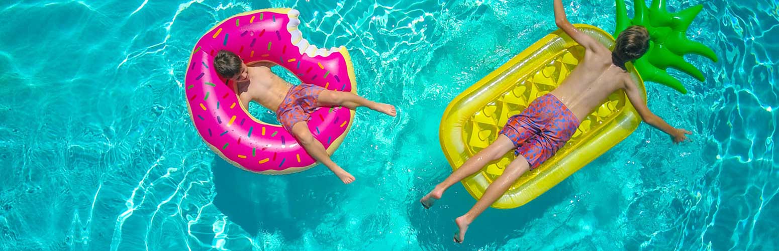 Menținerea curată a apei piscinei pentru copii: sănătate și siguranță fără clor