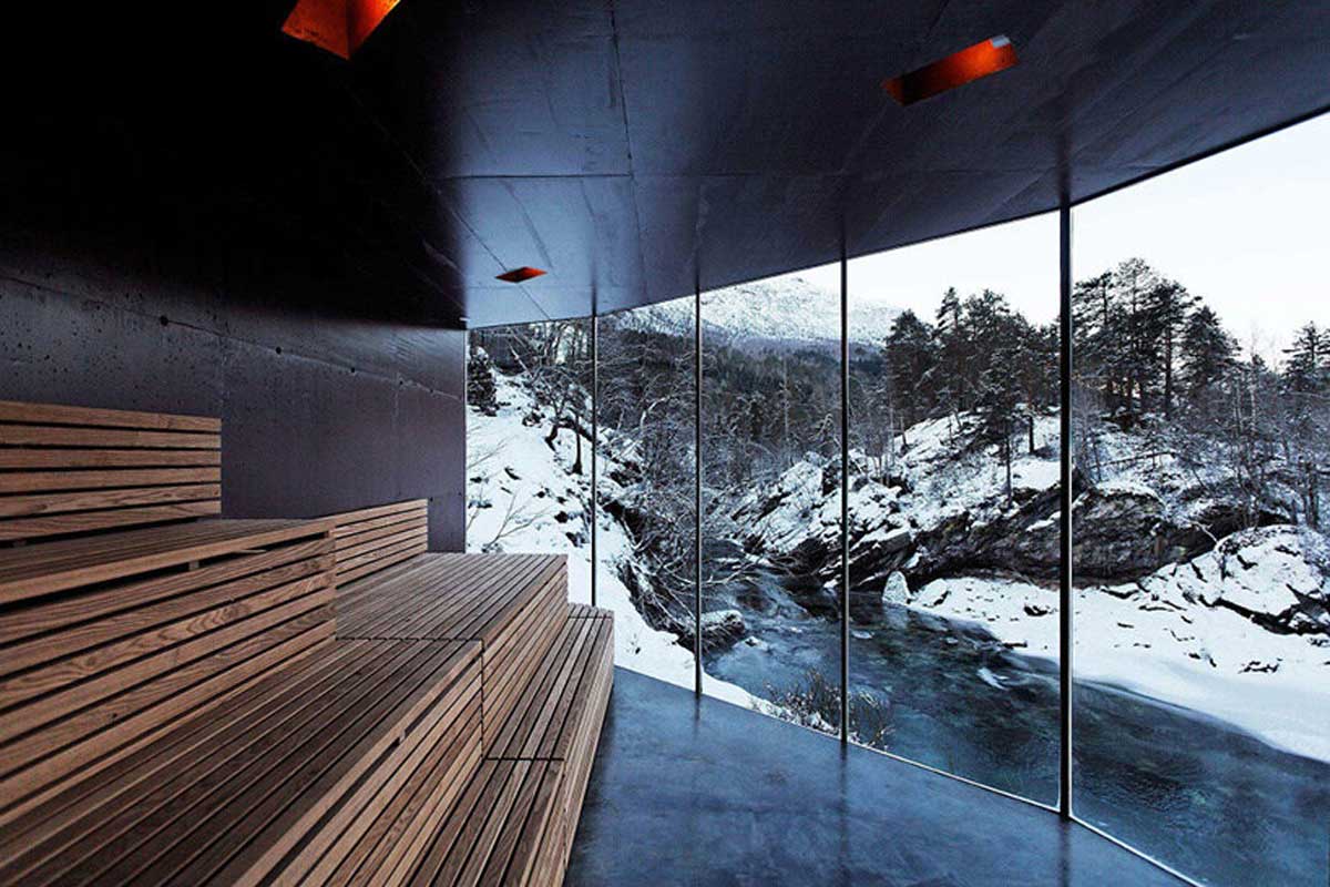 Saună pe malul râului Riverside Sauna